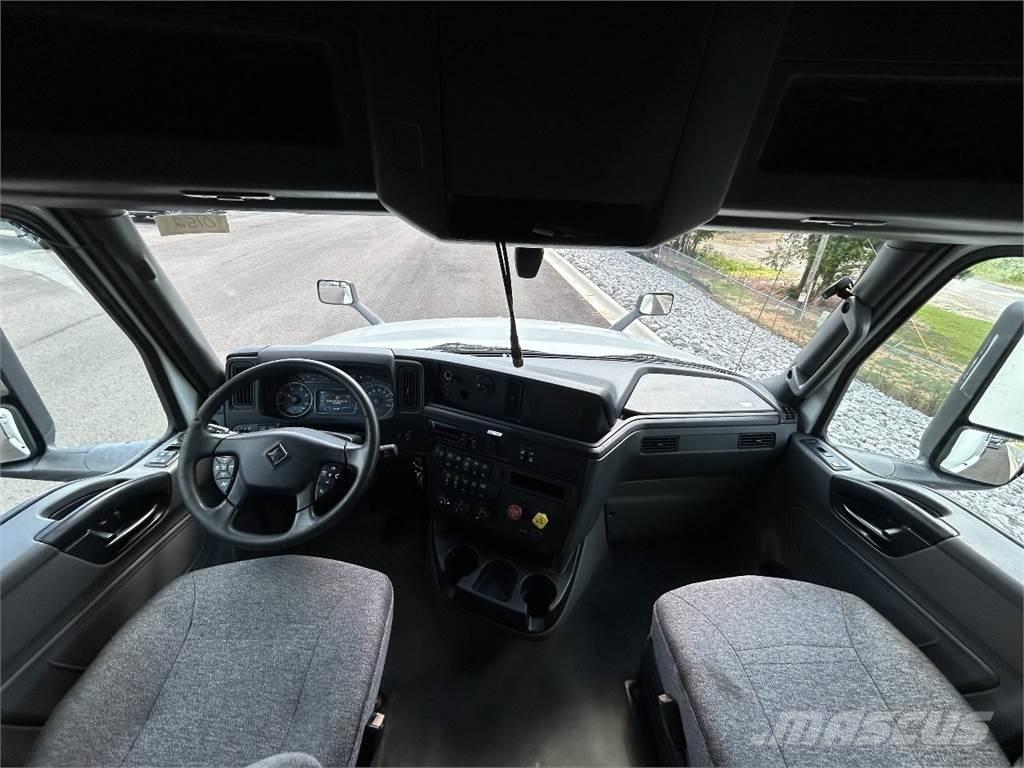 International LT625 Prime Movers