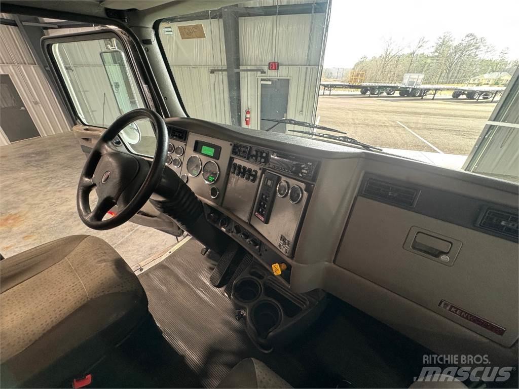 Kenworth T270 Chassis Cab trucks