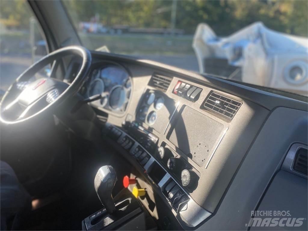 Kenworth T680 Prime Movers