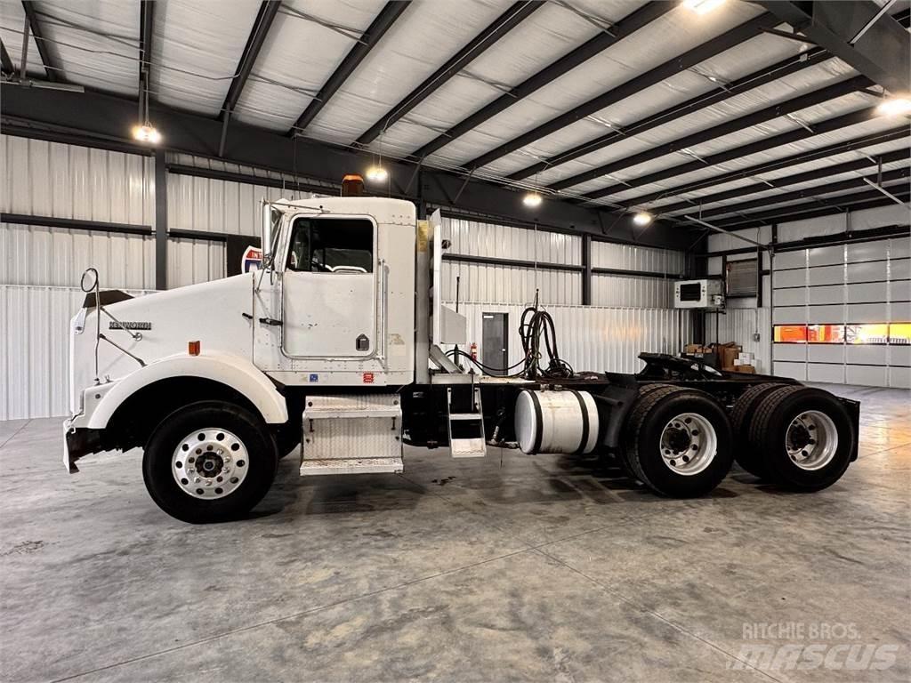 Kenworth T800 Prime Movers