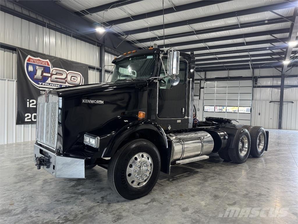 Kenworth T800 Prime Movers