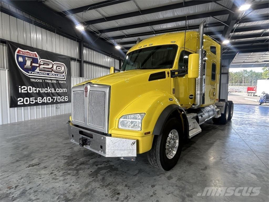 Kenworth T880 Prime Movers
