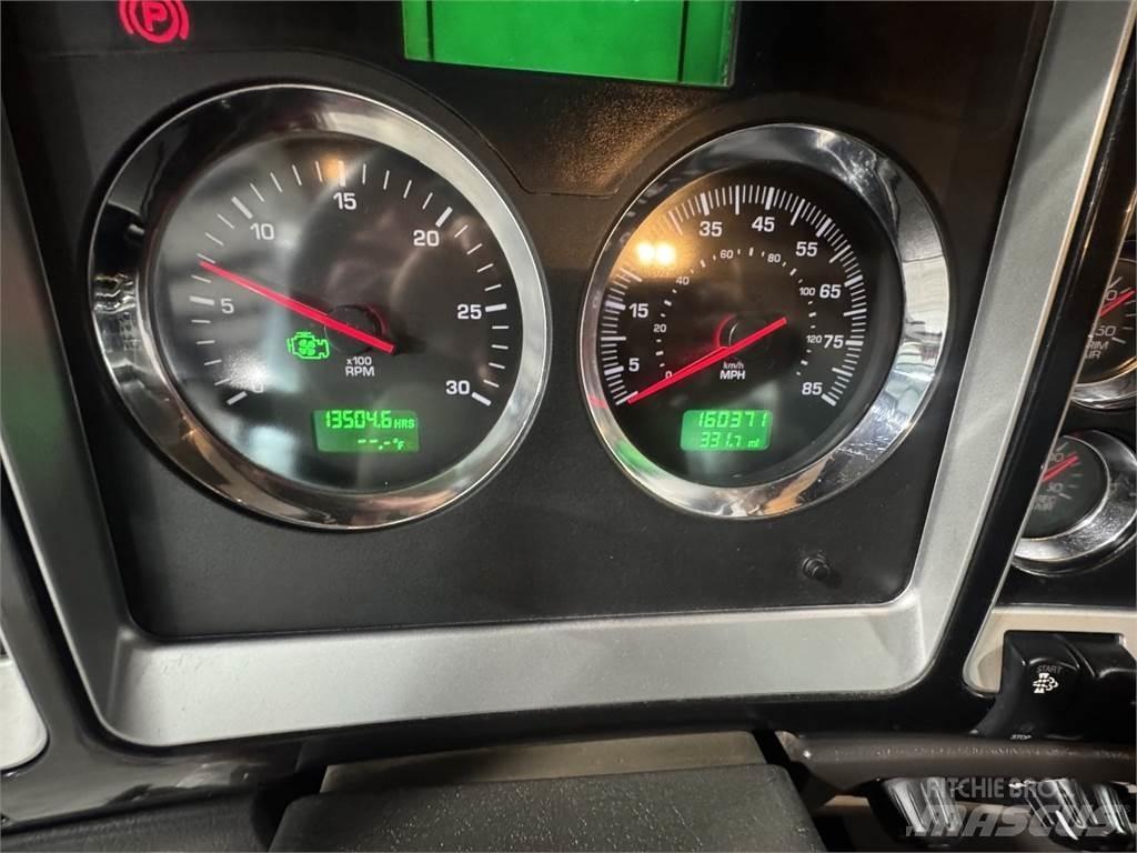 Kenworth W900 Prime Movers
