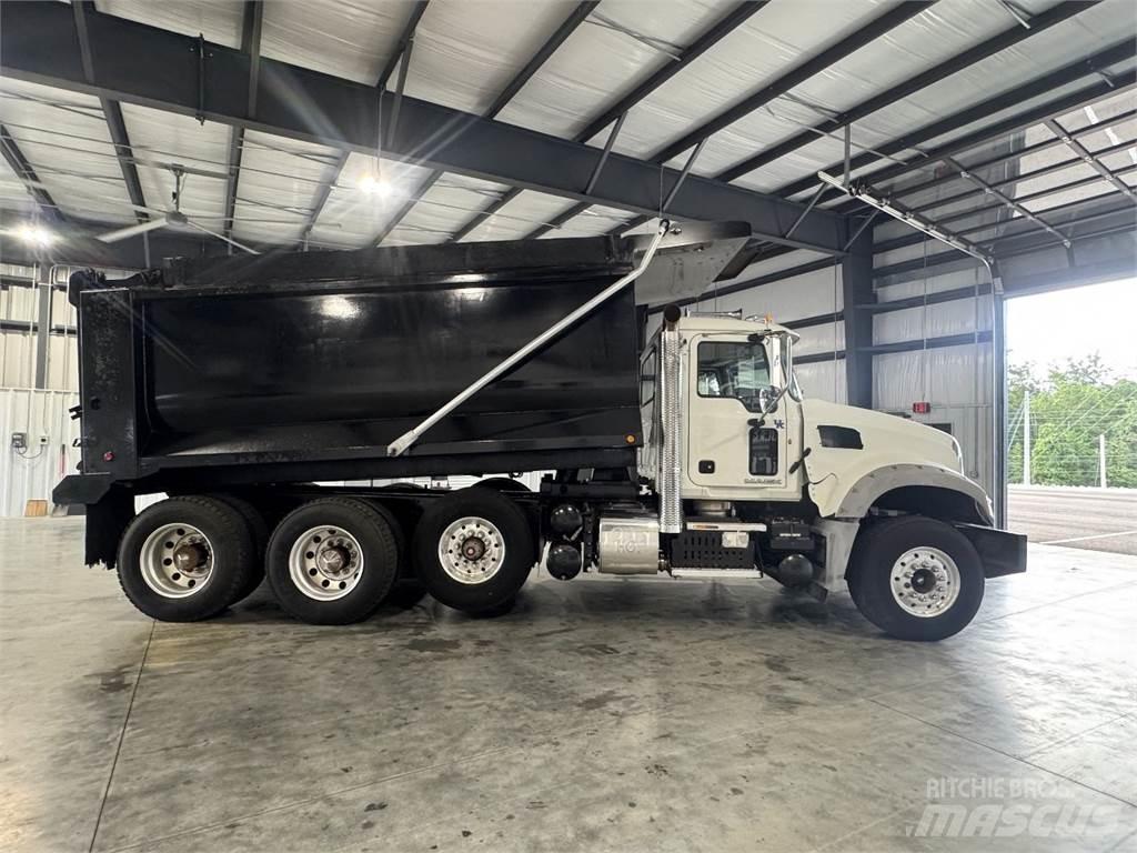 Mack GU713 Tipper trucks