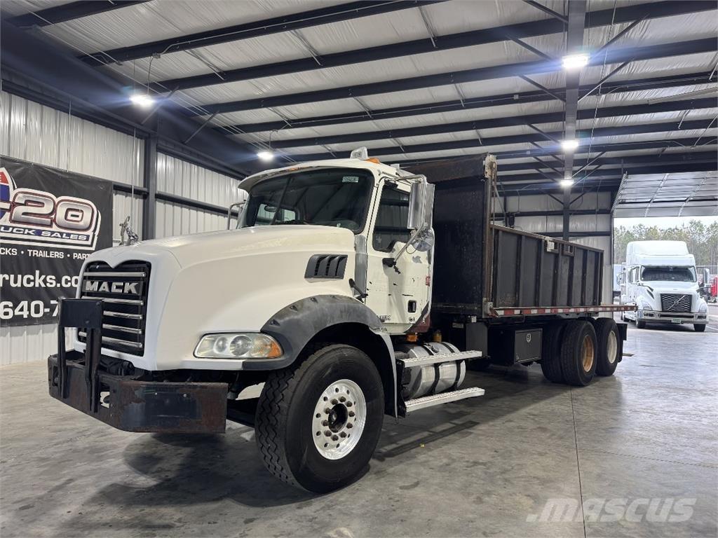 Mack GU813 Platforms