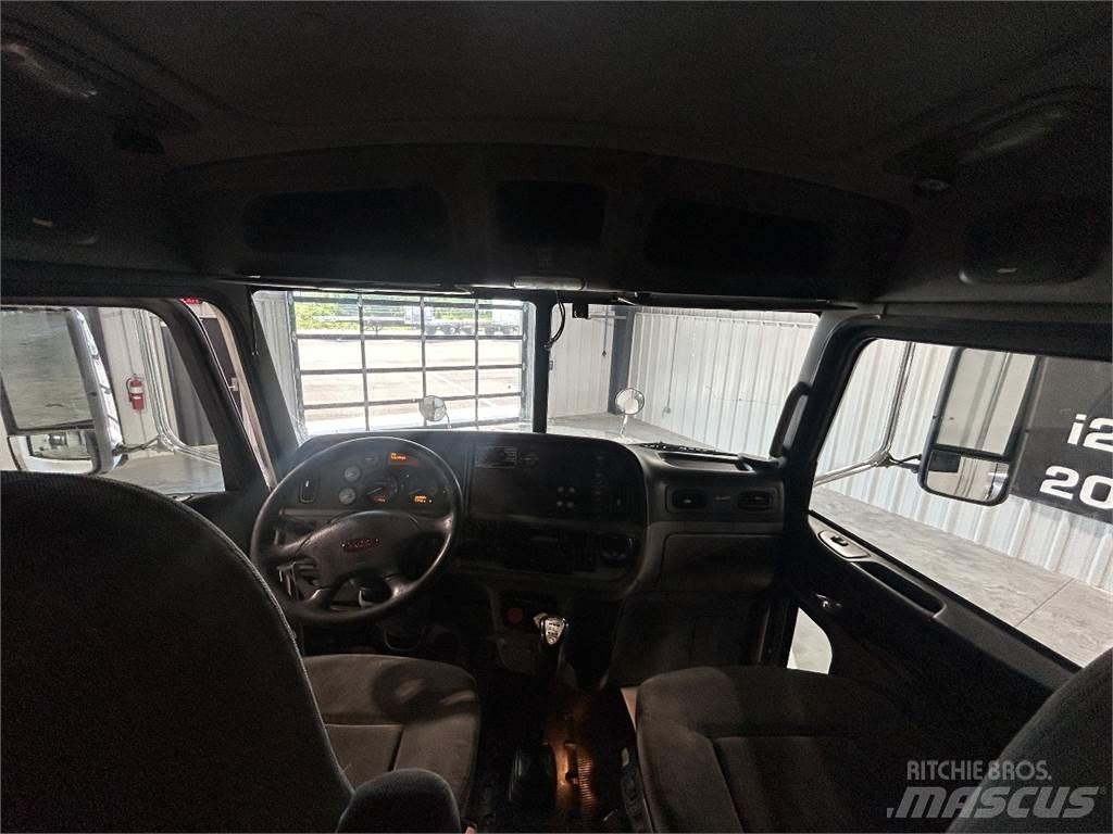 Peterbilt 386 Prime Movers