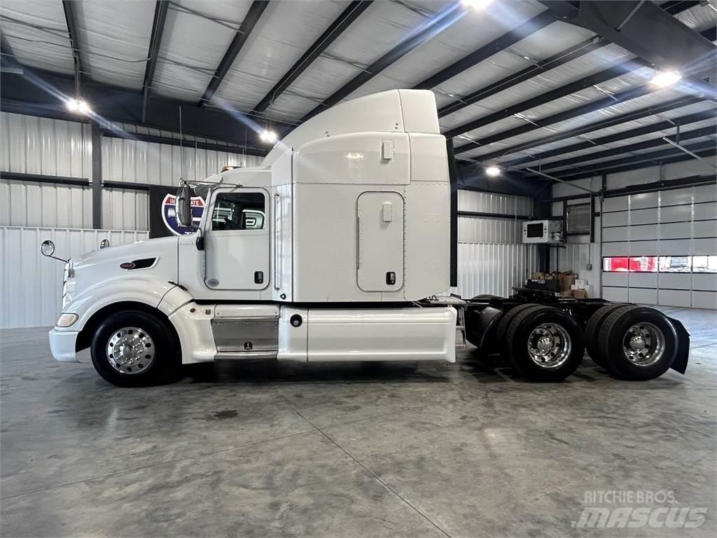 Peterbilt 386 Prime Movers