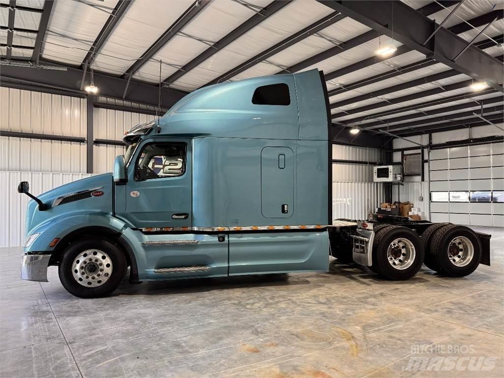 Peterbilt 579 Prime Movers