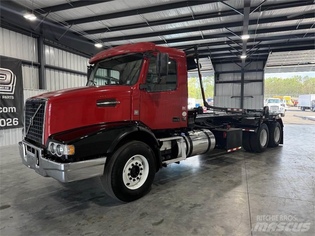 Volvo VHD Container trucks
