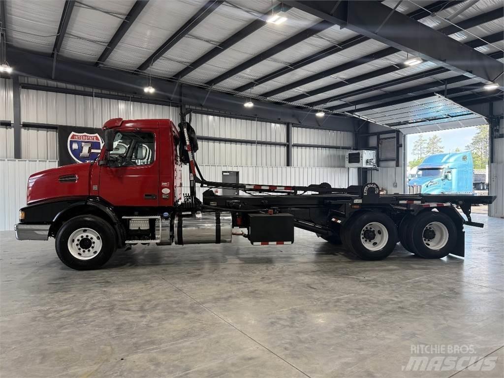 Volvo VHD Container trucks