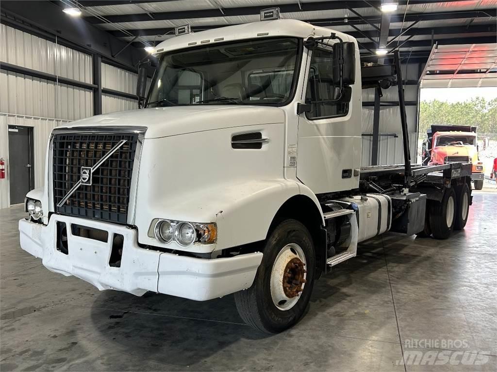 Volvo VHD Container trucks