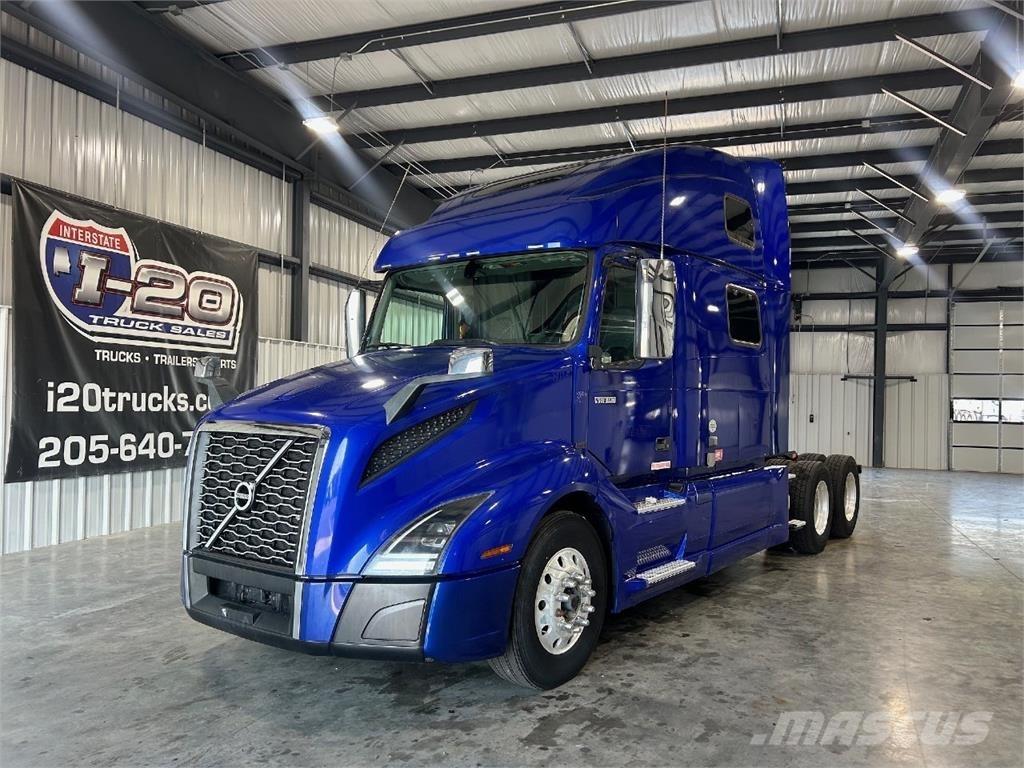 Volvo VNL860 Prime Movers