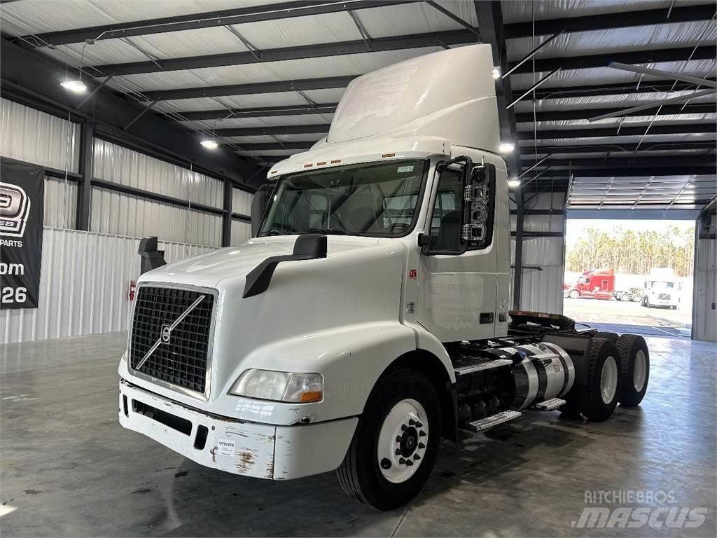 Volvo VNM Prime Movers