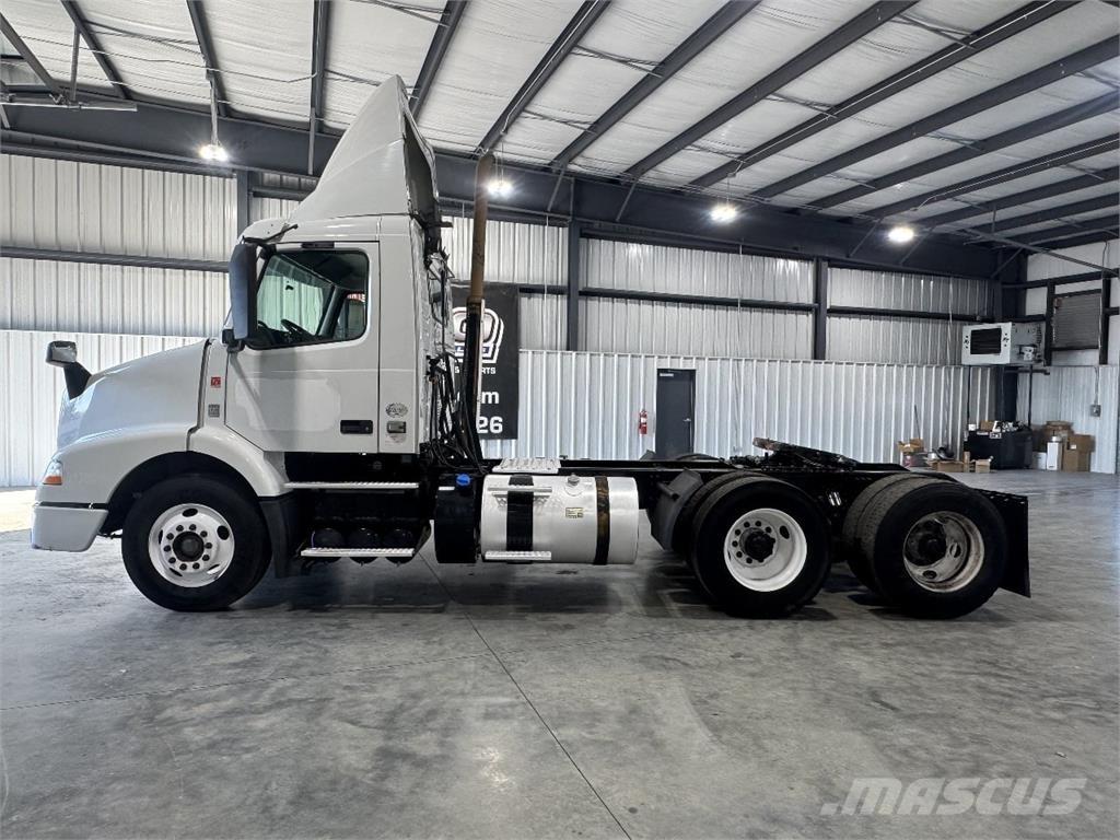 Volvo VNM Prime Movers