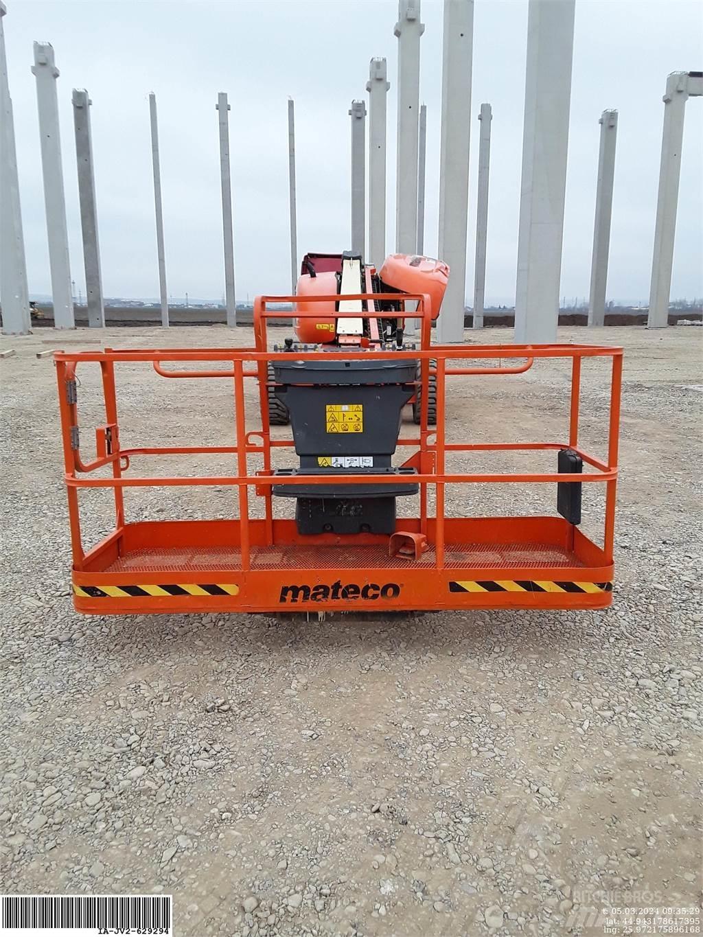 JLG 660SJ Articulated boom lifts