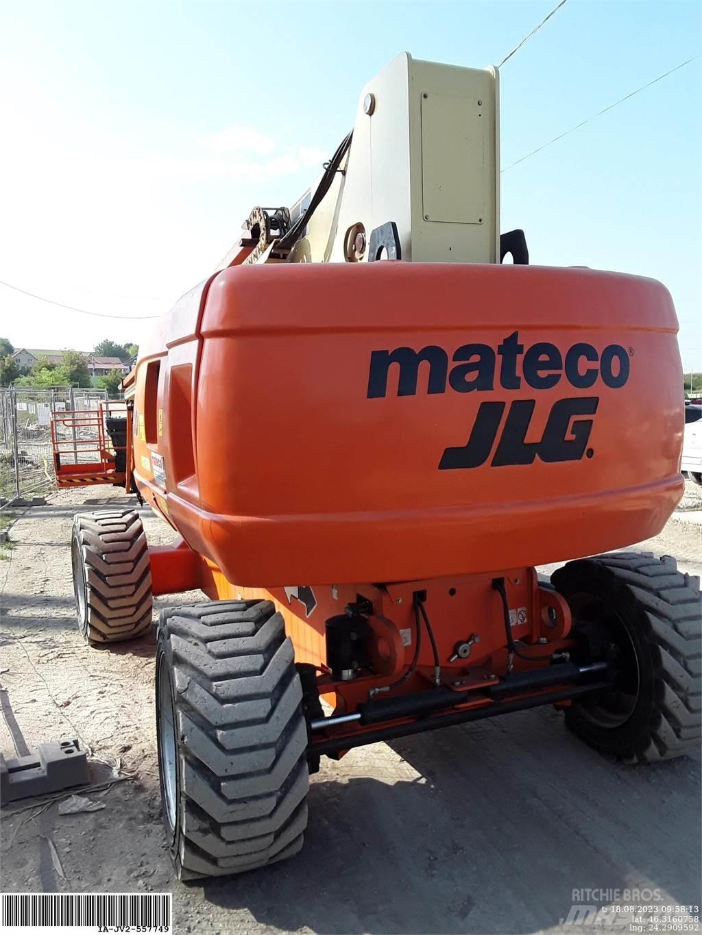 JLG 860SJ Articulated boom lifts