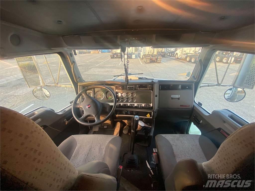 Kenworth T440 Chassis Cab trucks