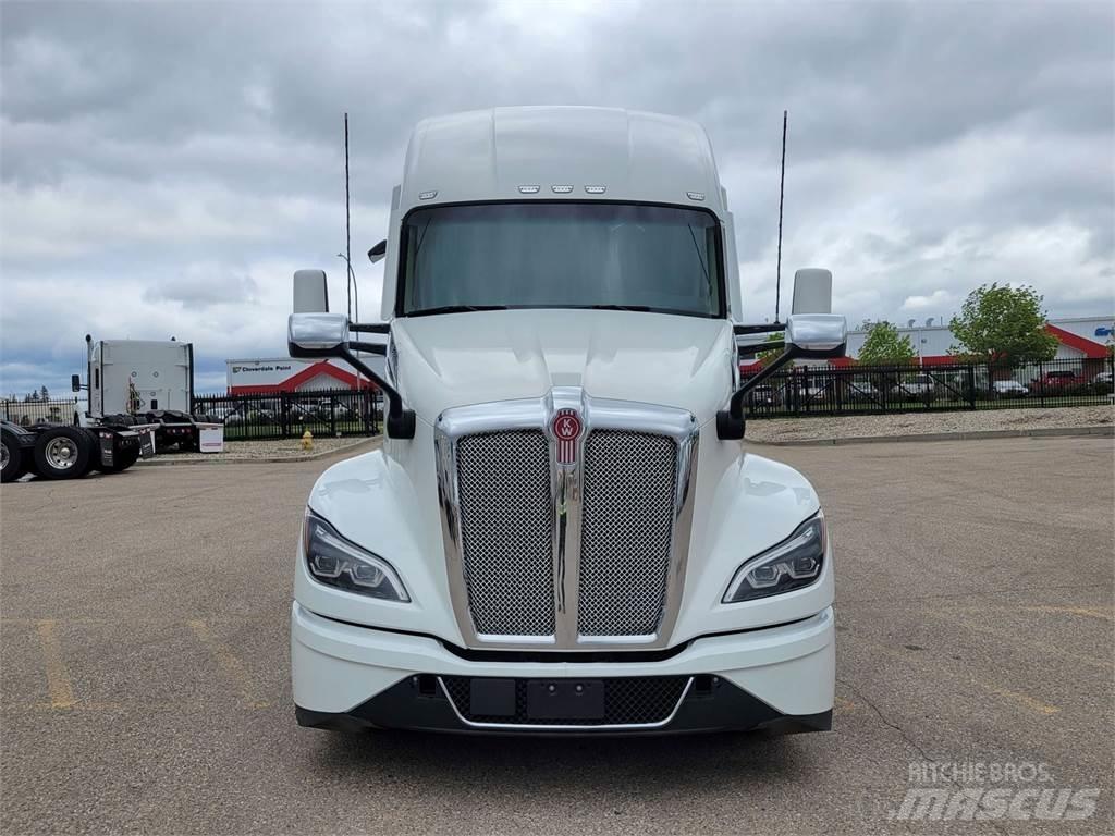 Kenworth T680 Prime Movers