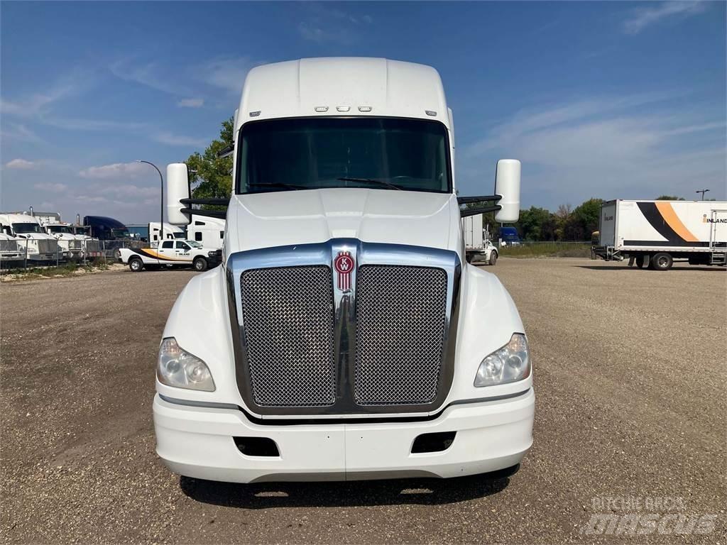 Kenworth T680 Prime Movers
