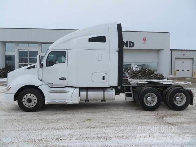 Kenworth T680 Prime Movers