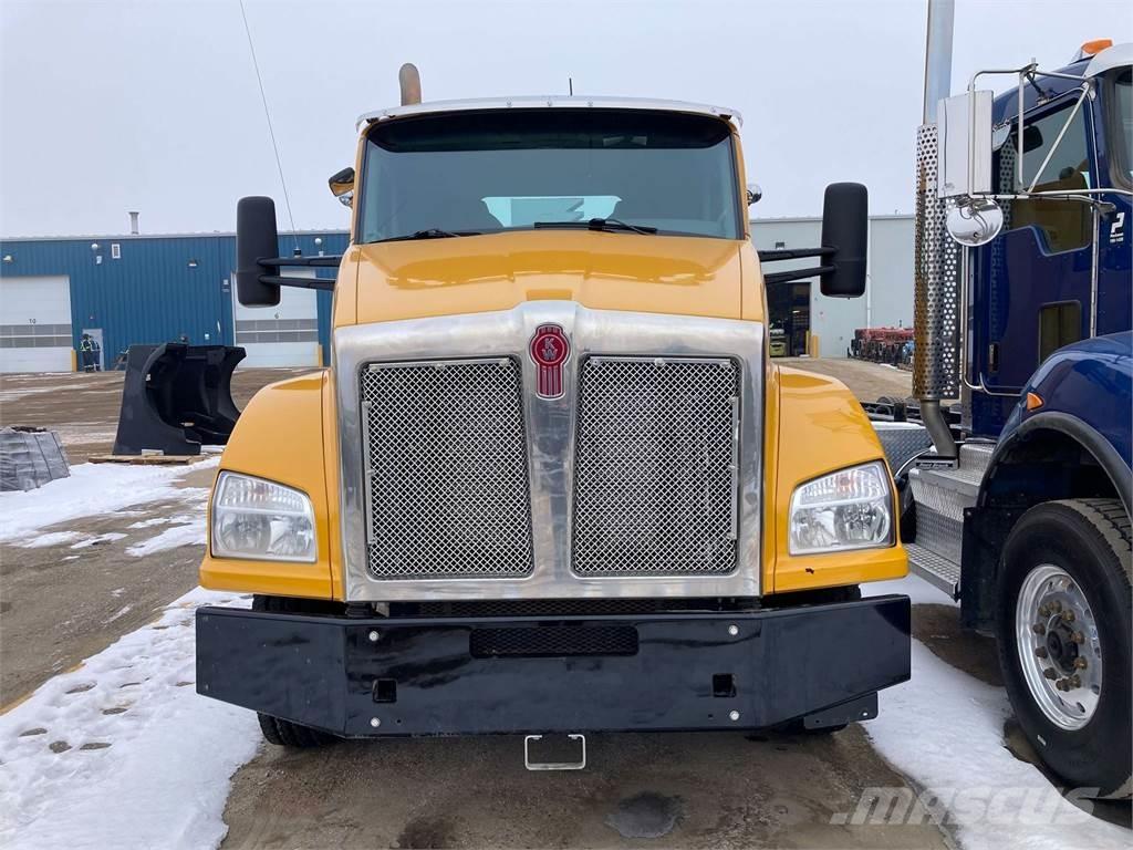Kenworth T880 Prime Movers