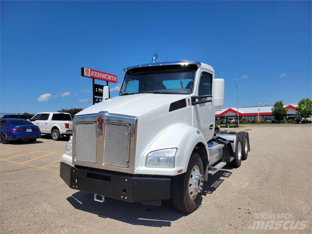 Kenworth T880 Chassis Cab trucks