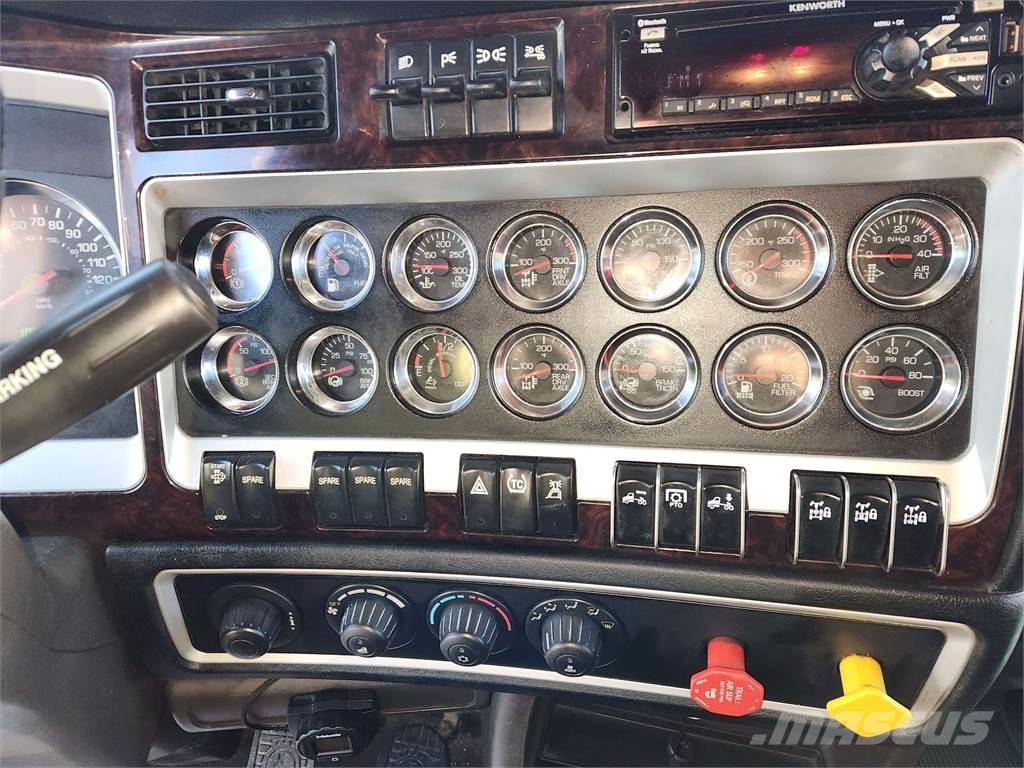 Kenworth W900L Prime Movers