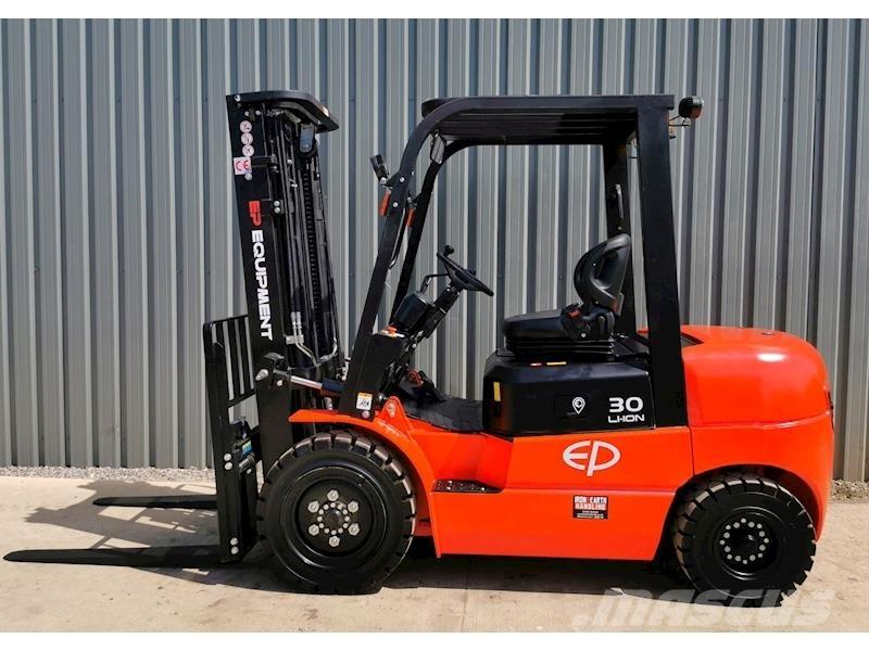 EP EFL302 Electric forklift trucks