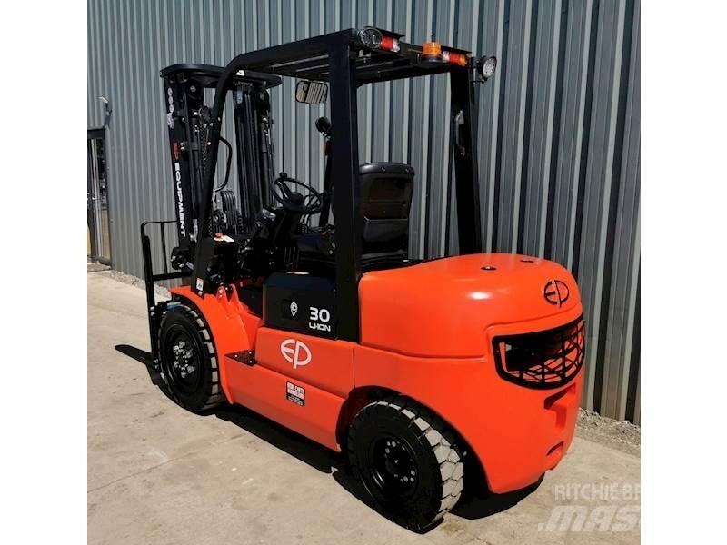 EP EFL302 Electric forklift trucks