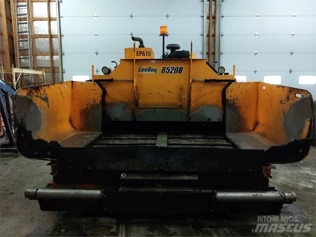 LeeBoy 8520B Asphalt pavers