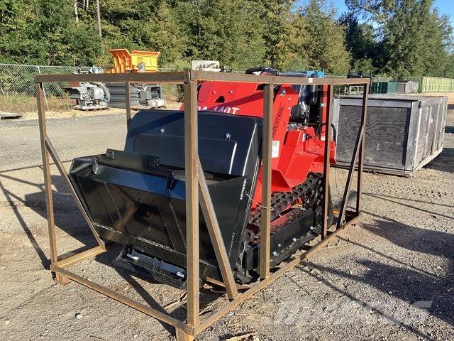 AGT SDA-140T Crawler loaders