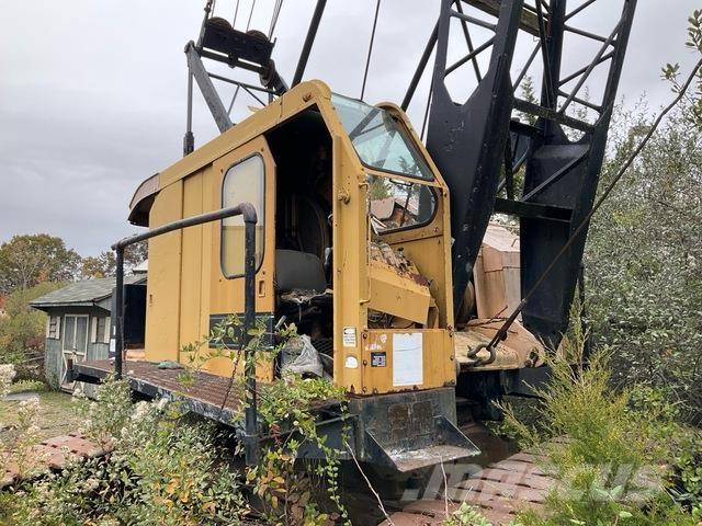 American 5299 Track mounted cranes