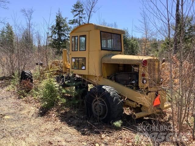 Austin-Western  Graders