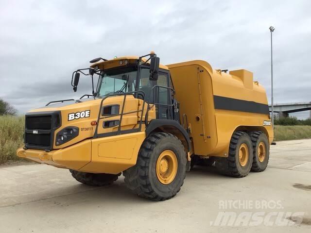 Bell B30E Water bowser
