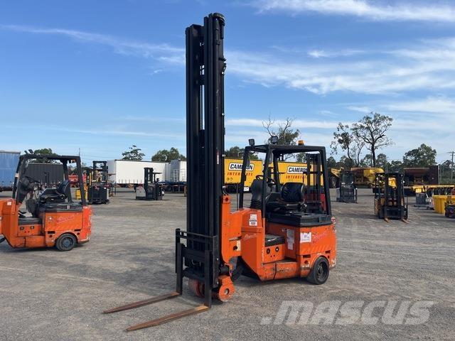 Bendi B320 FWD Electric forklift trucks