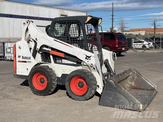 Bobcat S530 Skid steer loaders