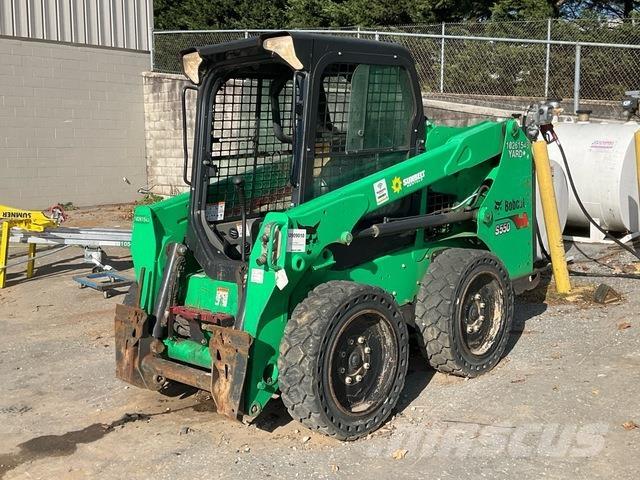 Bobcat S550 Skid steer loaders