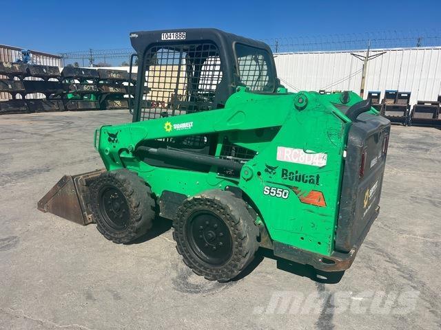 Bobcat S550 Skid steer loaders