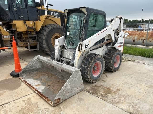 Bobcat S650 Skid steer loaders
