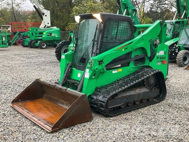 Bobcat T740 Skid steer loaders