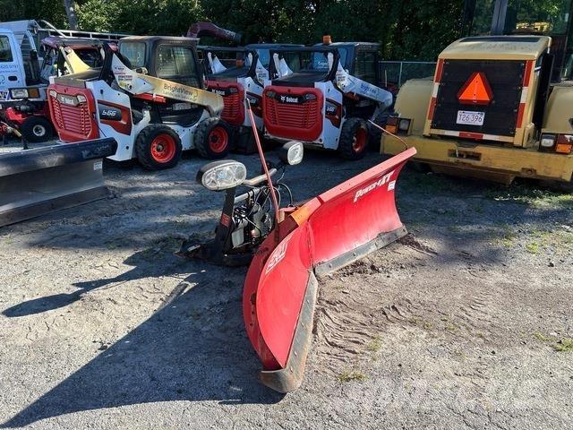 Boss RT3 Snow blades and plows