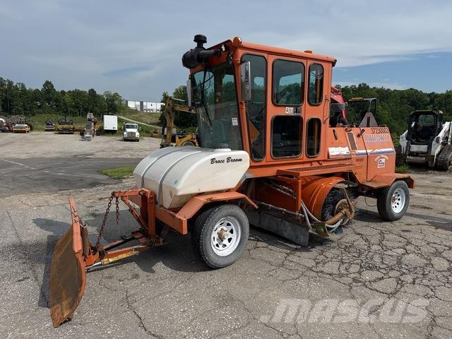 Broce CRT 350 Indoor sweepers