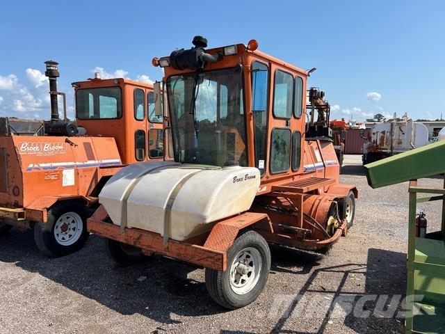 Broce KR350 Indoor sweepers