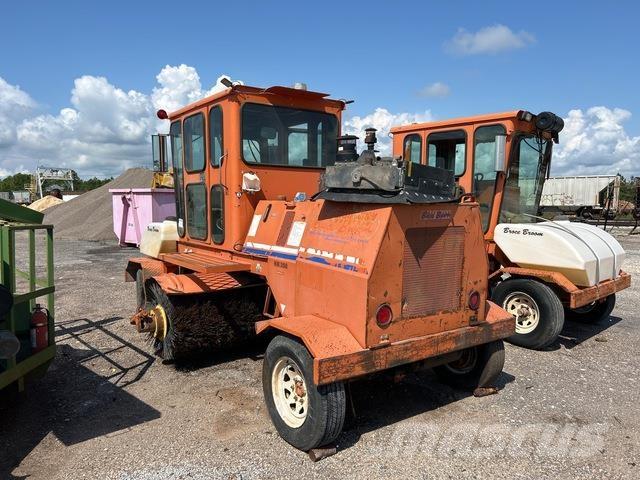 Broce KR350 Indoor sweepers