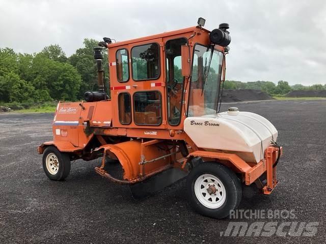 Broce RJ350 Indoor sweepers