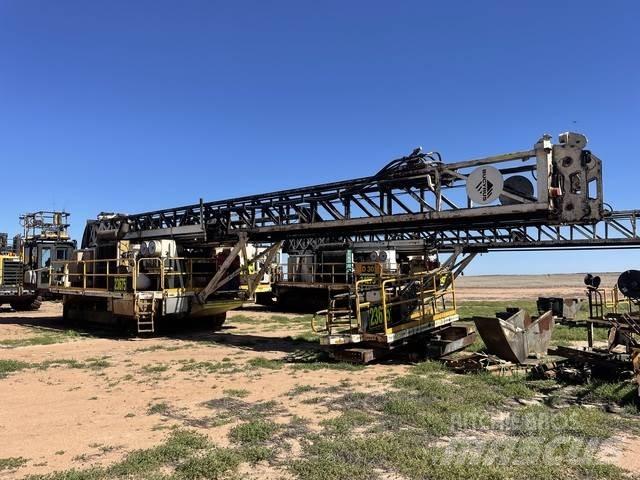 Bucyrus SKSS-16 Surface drill rigs