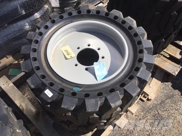  Camso SKS792S Tyres, wheels and rims