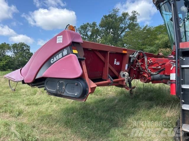 Case IH 2208 Combine harvester heads
