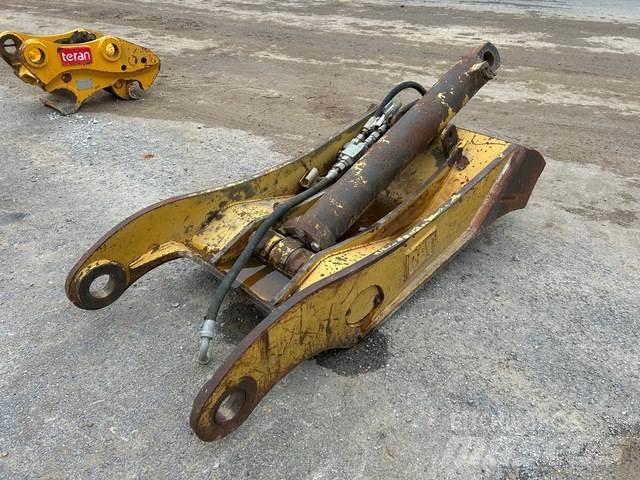 CAT  Crawler excavators