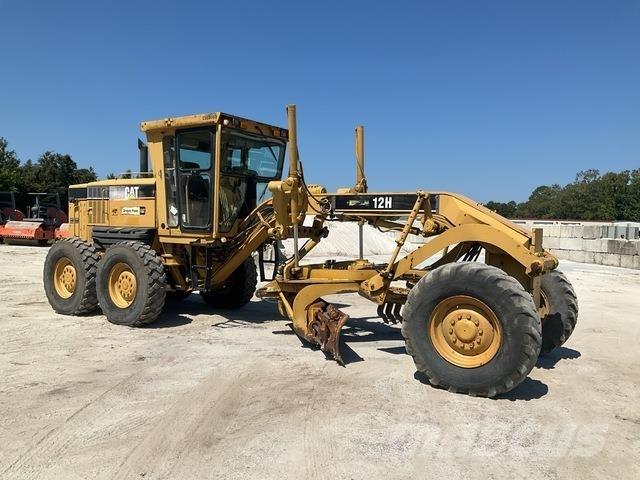 CAT 12H Graders